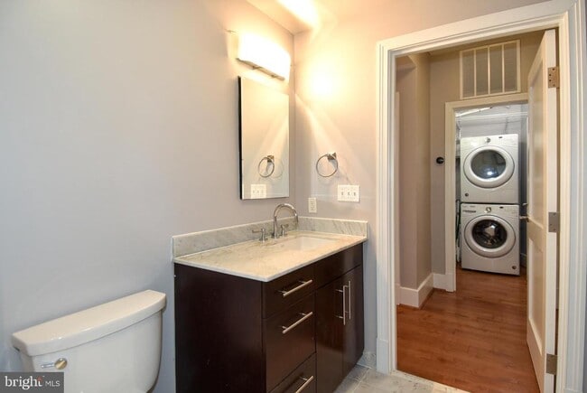 Foto del edificio - 2100 11th St NW