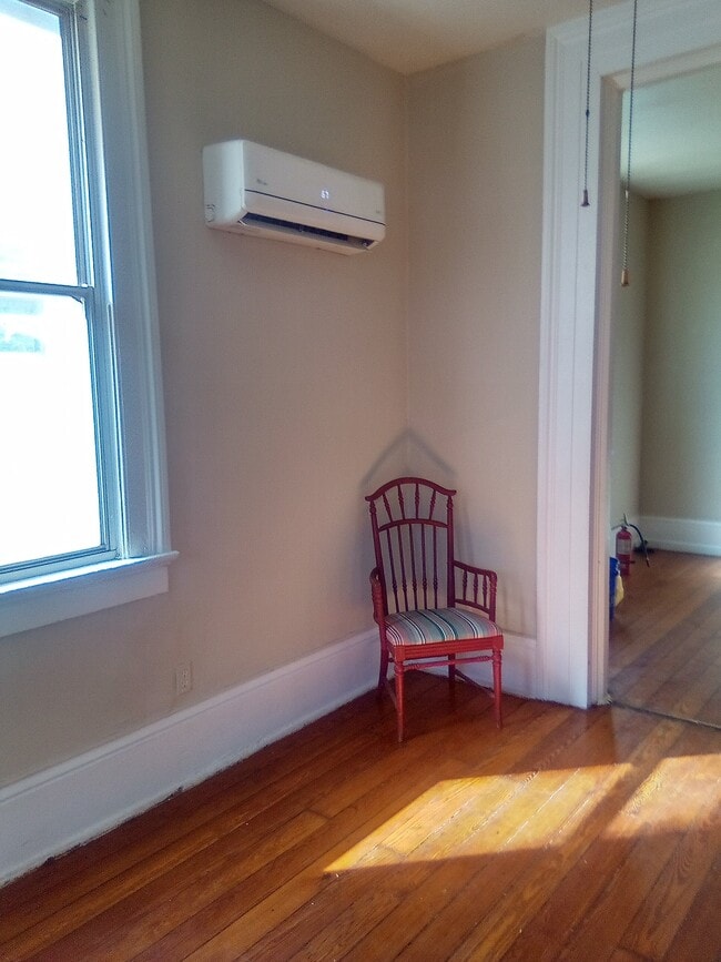 Building Photo - 2015 Josephine St