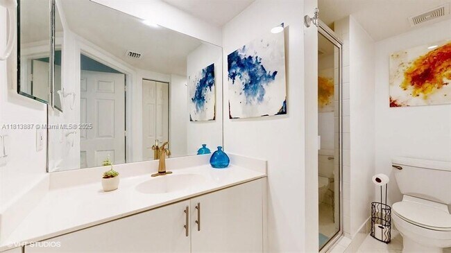 Foto del edificio - 6861 NW 107th Ct