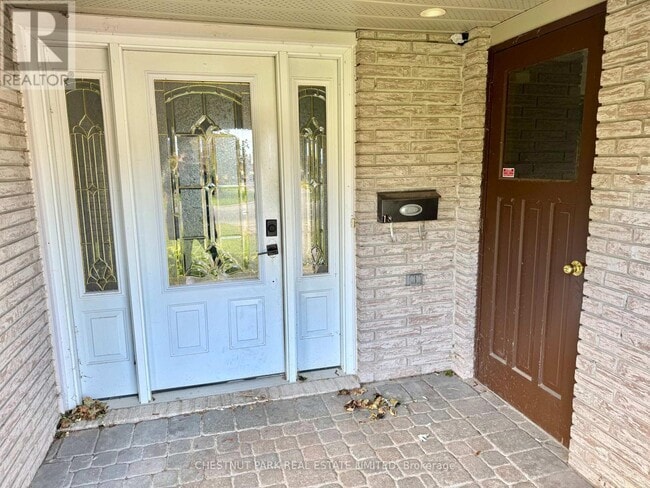 Building Photo - 18 Hope Crescent