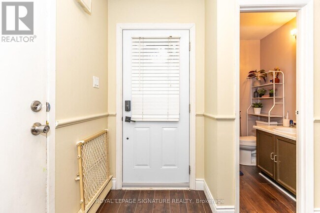 Building Photo - 700 Harmony Rd N