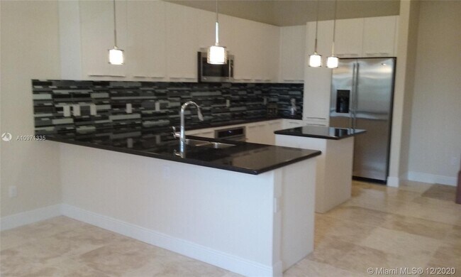 Foto del edificio - 8458 NW 52nd St 8458 Doral Fl 33166