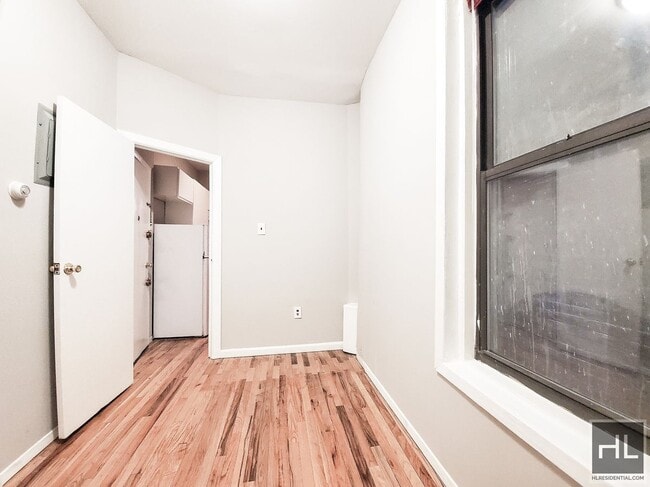 Building Photo - East 28th Street