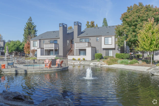 Building Photo - Hidden Lake Condominium Rentals