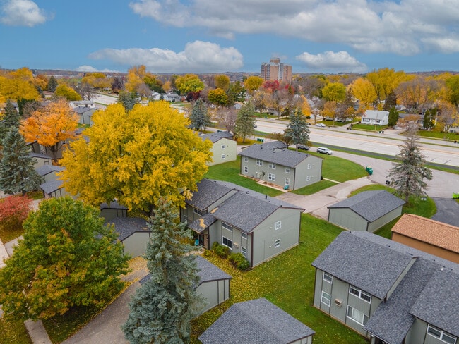 Building Photo - Green Arbor Commons