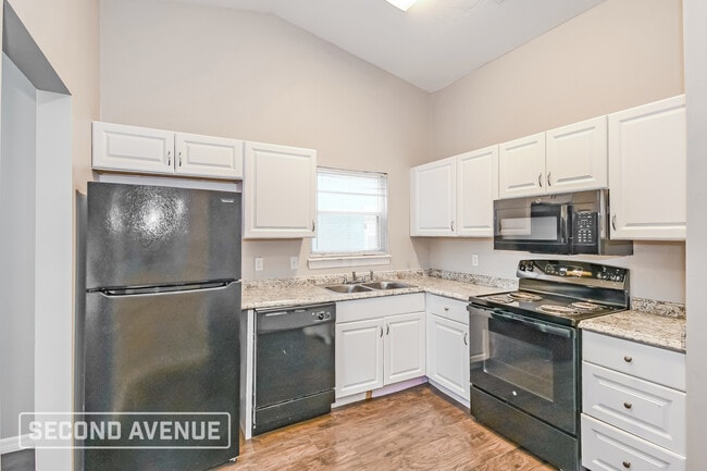 Building Photo - 11771 Mallard Ln
