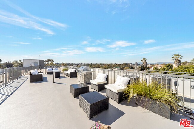 Foto del edificio - 5506 Thornburn St