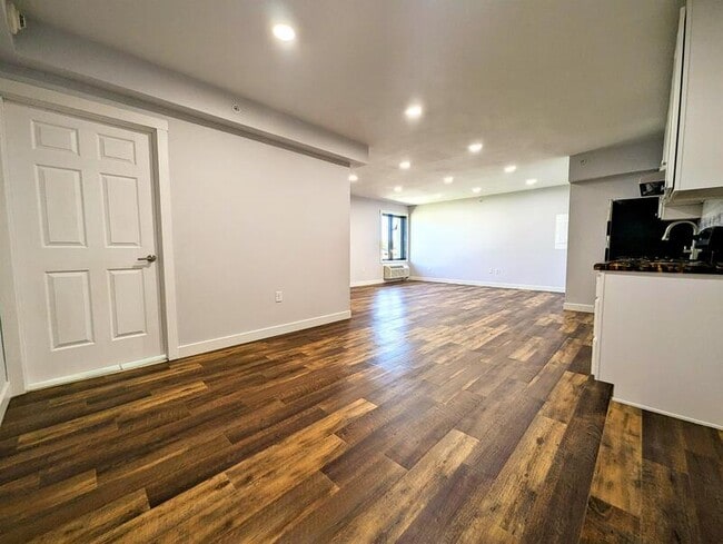 Foto del edificio - 413 Jefferson St