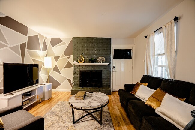 Foto del edificio - 2603 Parker Ln