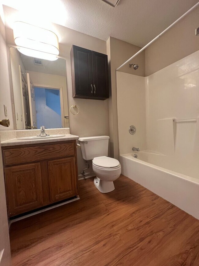 Foto del edificio - 418 Brannen Dr. #9 (Country Club Villas)