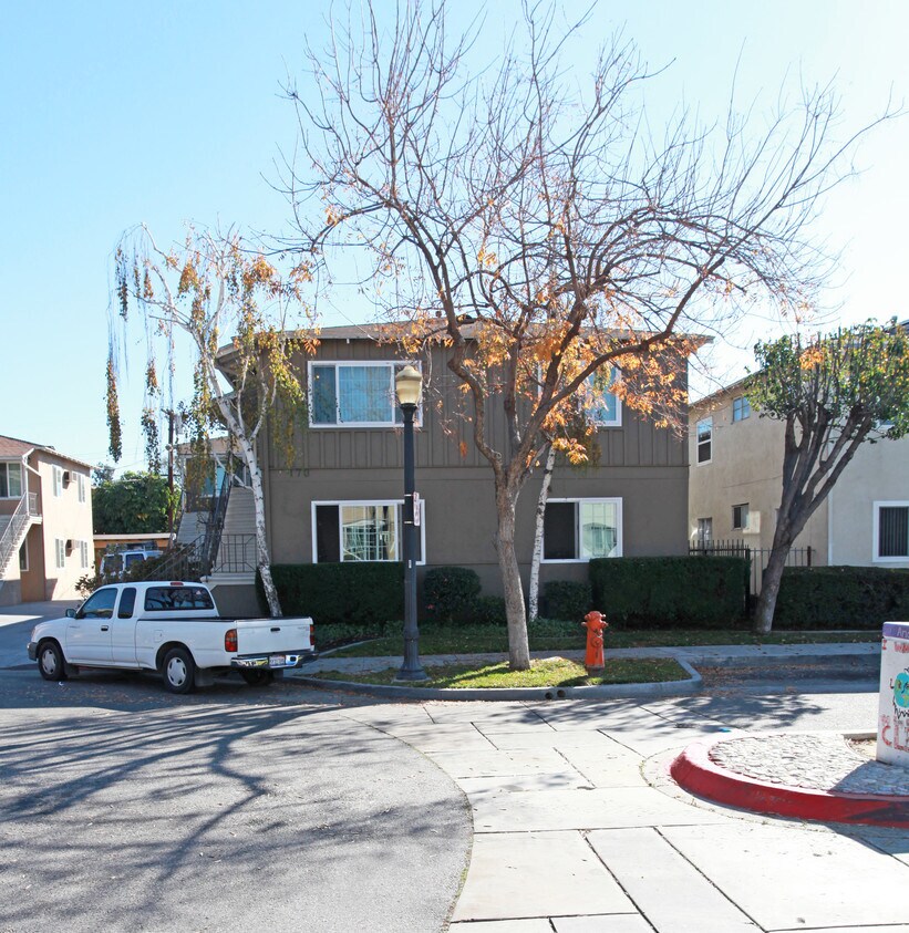 Building Photo - 170 W Elmwood Ave
