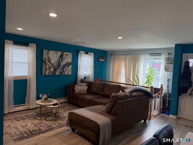 Foto del edificio - 524 Beechmont Ave