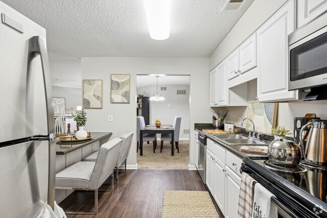 Interior Photo - Azalea Park at Sandy Springs