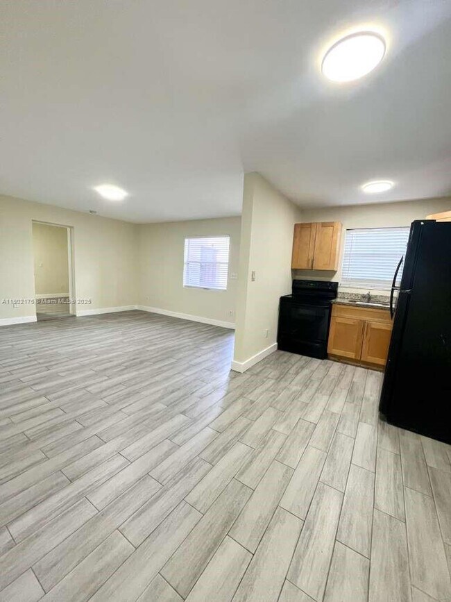 Foto del edificio - 6200 Dewey St