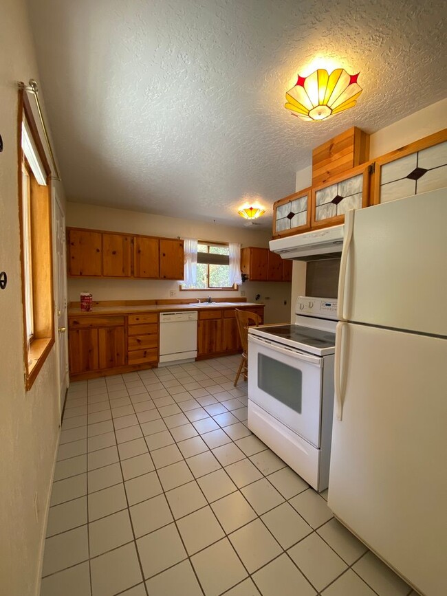 Foto del edificio - 1 Bedroom 1 Bath | Lyle, WA