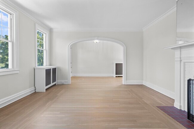 Foto del edificio - 1070 Whitney Ave