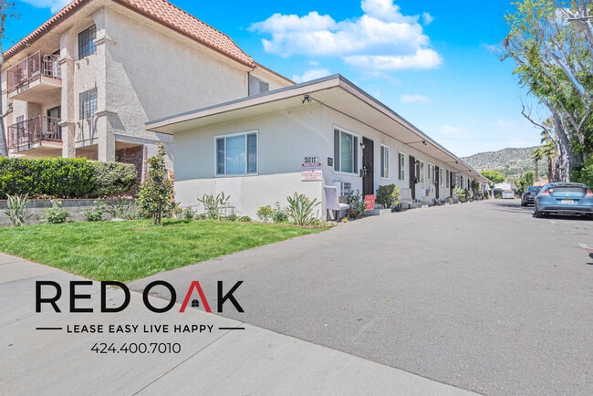 Building Photo - 2011 Peyton Ave