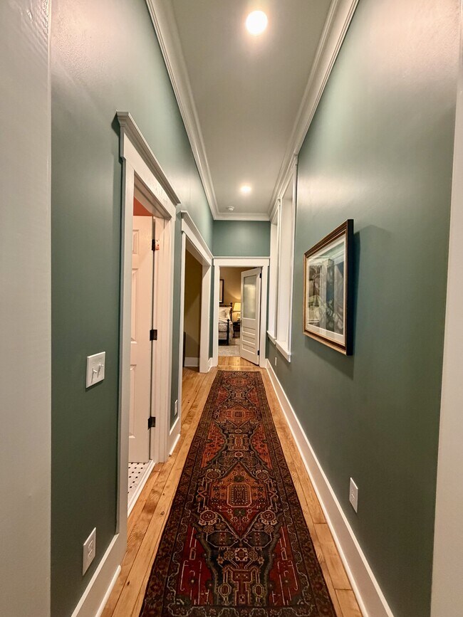 Building Photo - 210 N Front St