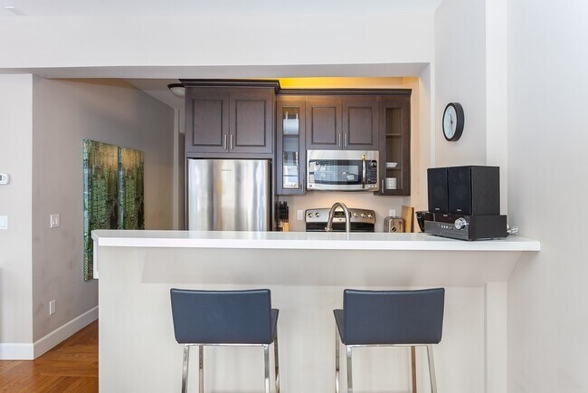 Building Photo - 540 Stockton St