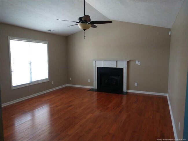 Foto del edificio - 5408 Arnette Rd