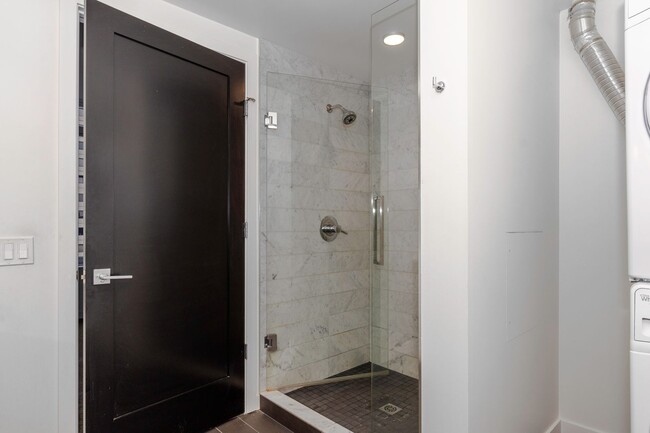 Foto del edificio - First Hill Luma 1 bedroom, 1 bathroom luxu...