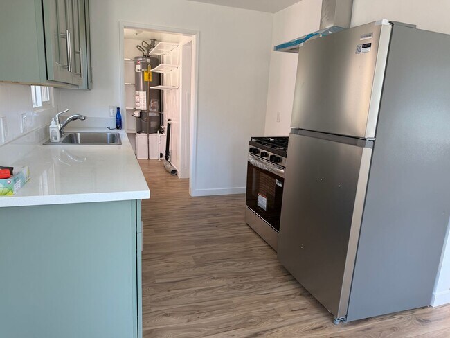 Building Photo - S. LAWNDALE NEWLY REMODELED 1 BDRM HOUSE FOR LEASE!