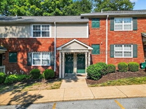 Building Photo - 1621 High School Dr
