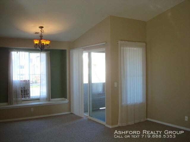 Building Photo - 3810 Strawberry Field GR. #E