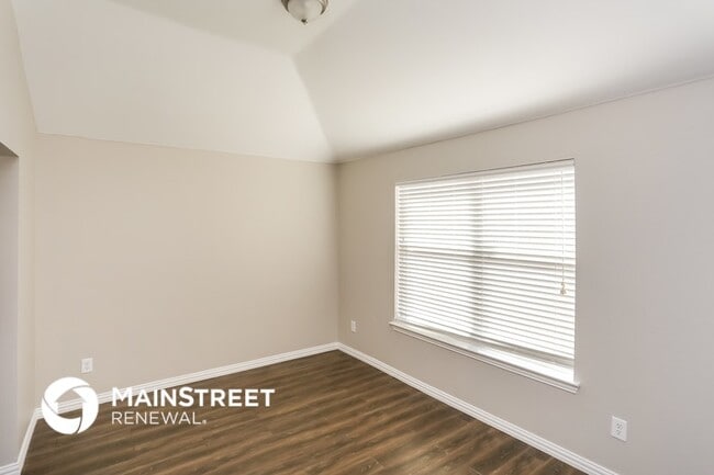 Building Photo - 3305 Overstreet Ln