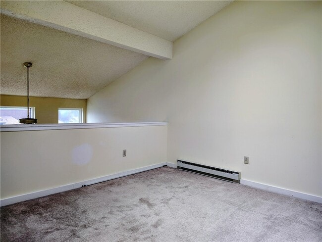 Building Photo - 10 Press Booth Cir