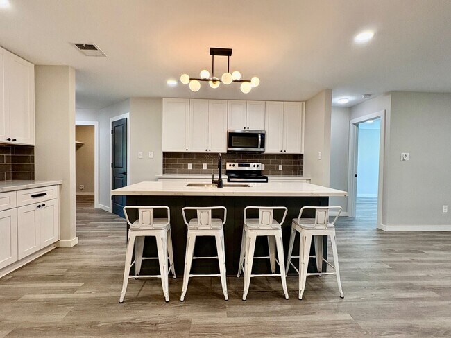 Isla - 45263 Stringer Bridge Rd