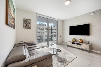 Building Photo - 3900 Biscayne Blvd