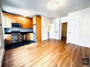 Building Photo - MOTT STREET Building Photo - MOTT STREET