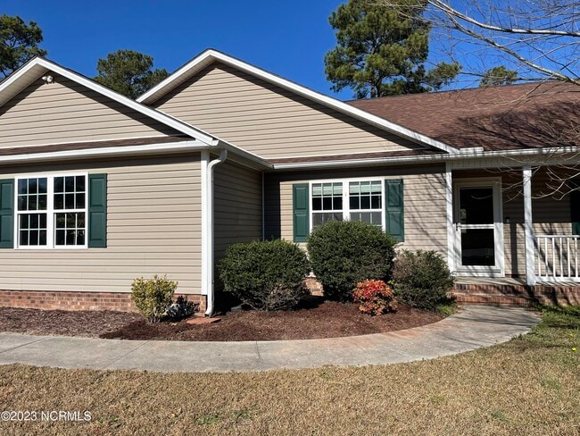 Building Photo - 110 Flat Rock Ln