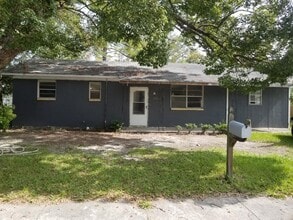 Building Photo - 608 Quarterman St