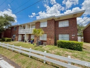 Building Photo - 603 Colonial Dr