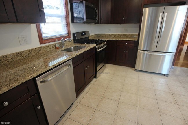 Foto del edificio - 4 br, 1.5 bath  - 51 Aldie St # G1