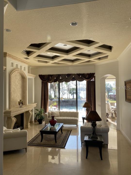 Building Photo - 701 Mills Estate Pl