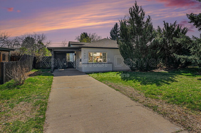Foto del edificio - 1580 S Krameria St