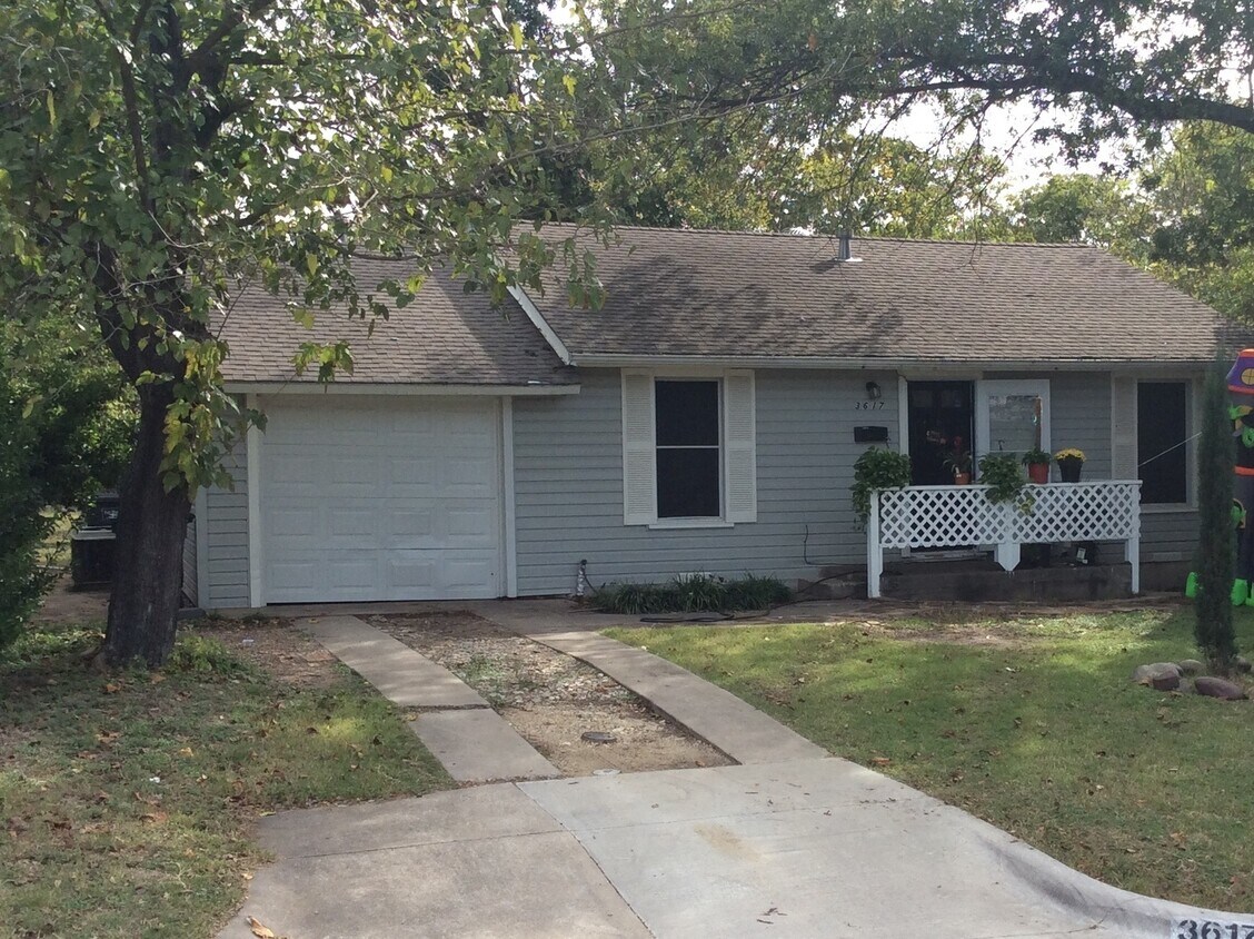 Primary Photo - 3617 Bonnie Dr