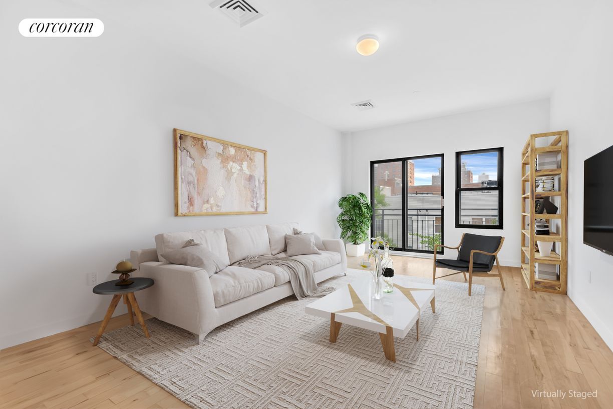 Foto principal - 227 E 111th St