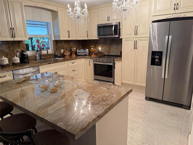 Foto del edificio - 6651 SW 91 Ave