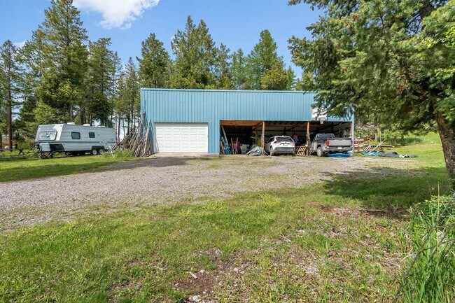 Building Photo - Private Country Living on 20 Acres in Somers