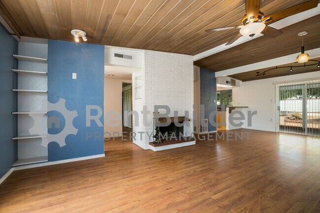 Building Photo - CALL US TODAY AT (505) 892-4400 TO SCHEDUL...