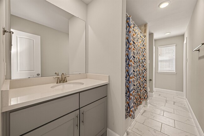 Foto del edificio - 4413 Schuler St