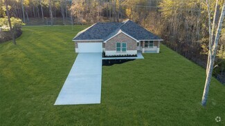 Building Photo - 155 County Rd 3372
