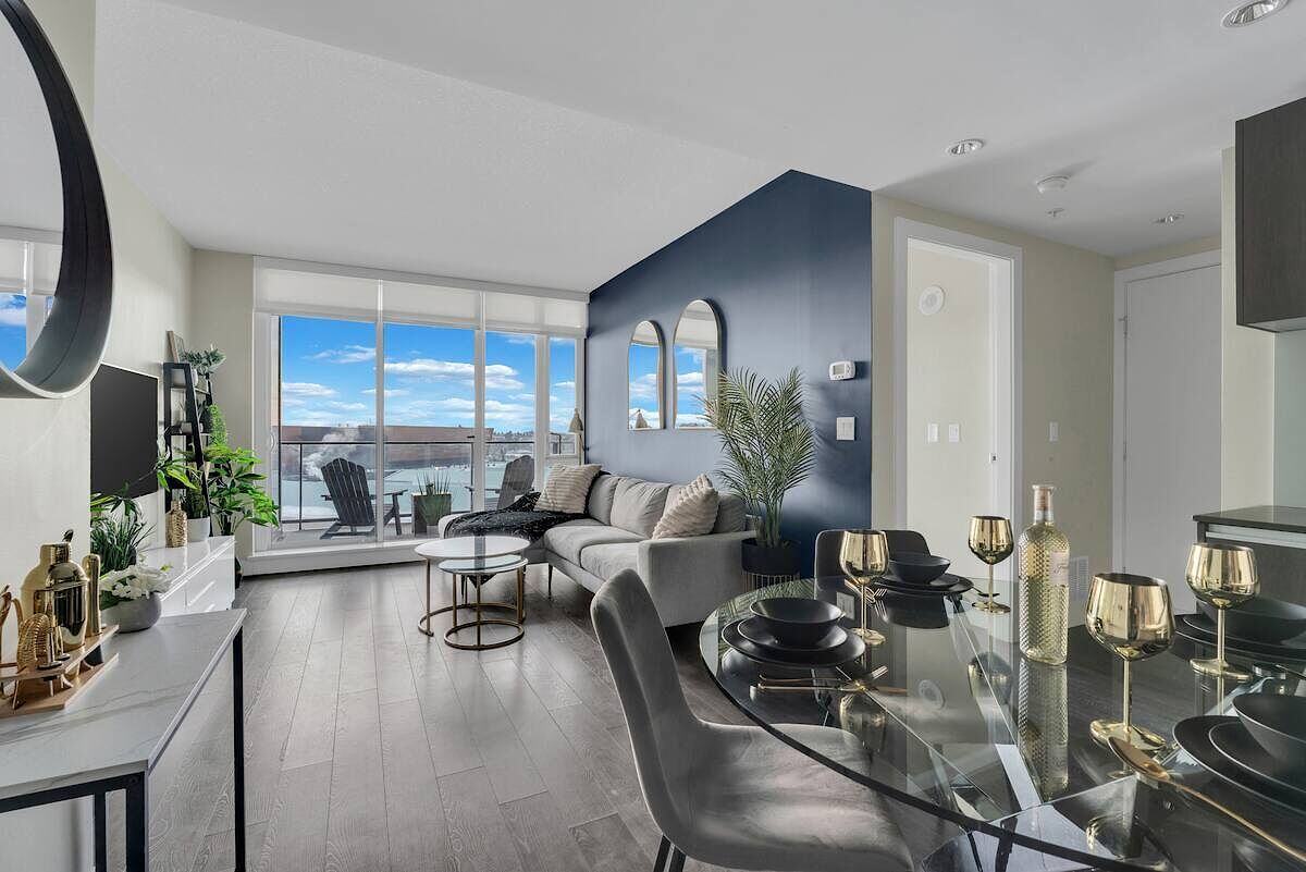 Primary Photo - 1188-1183 3 St SE