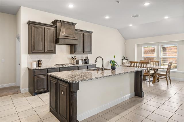 Building Photo - 1514 Nighthawk Ln