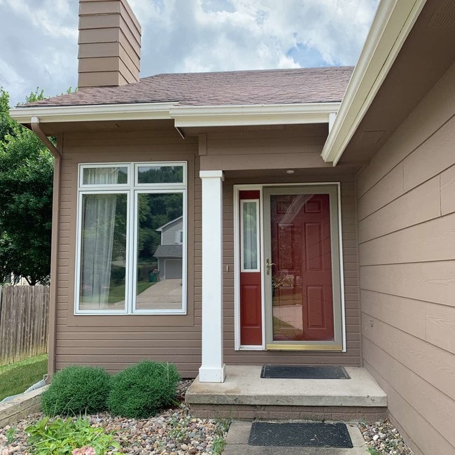 Building Photo - 2482 Scenic Valley Dr