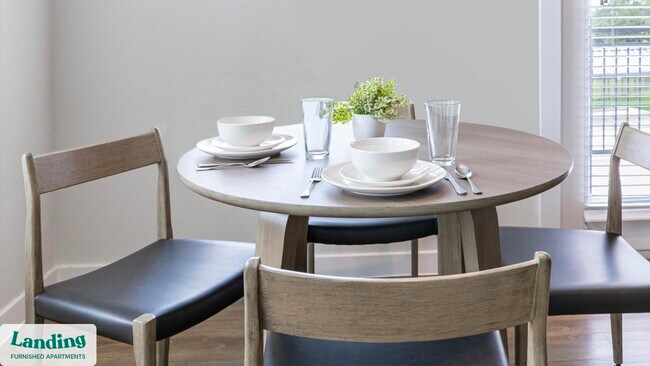 Foto del edificio - 39 Railroad Ave